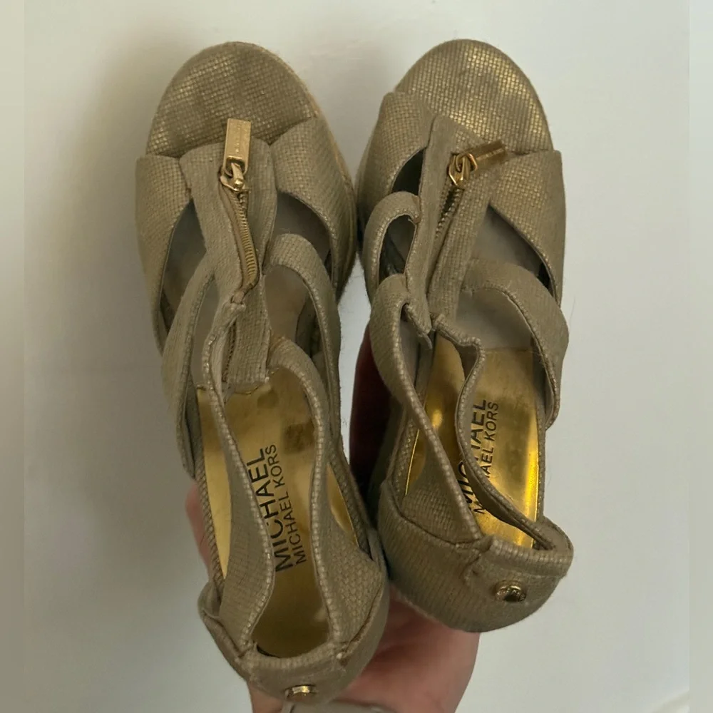 Michael Kors S7 Tan and Gold Berkley Zipper Espadrille Platform Wedge Sandal
